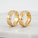 Par de Alianças Diamantadas Ouro 18K